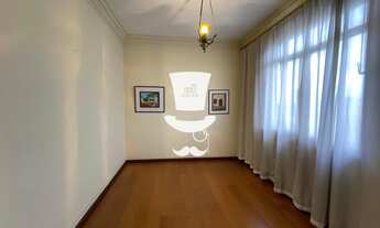 Imagem 7: Casa com à venda em Barbacena com 4 dormitórios e 216m de área total no Centro