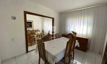 Imagem 5: Casa à venda com 6 garagens em Barbacena-MG no Caiçaras