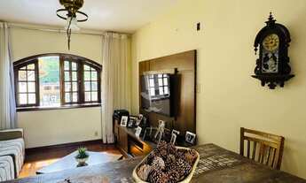 Imagem 6: 2 Casas e 2 lojas à venda em Barbacena-MG no Santa Tereza I