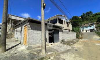 Imagem: Casa à venda em Barbacena com 3 dormitórios