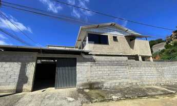 Imagem 2: Casa à venda em Barbacena com 3 dormitórios no bairro Nova Cidade