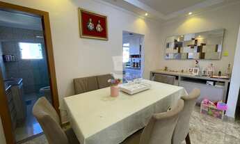 Imagem 2: Casa com 3 dormitórios à venda no Funcionários em Barbacena - MG