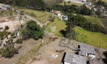 Imagem: Lote à venda com 3.712,32m no bairro Campolide