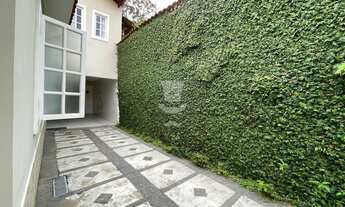 Imagem 4: Casa à venda em Barbacena no Centro com 4 quartos sendo 2 suítes