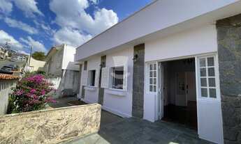 Imagem: Casa à venda com 3 quartos sendo 1 suíte