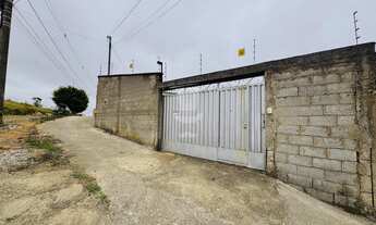 Imagem 2: Casa à venda em Barbacena com 2 dormitórios e 7 vagas de garagem no Vista Alegre