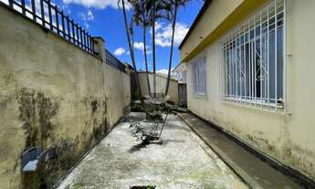 Imagem 2: Casa à venda no Santa Tereza II em Barbacena com 3 quartos e área externa ampla