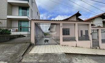 Imagem: Casa para locação com 2 dormitórios sendo