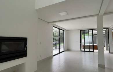 Imagem 2: Casa à venda em Barbacena no Porto Seguro com 4 dormitórios sendo 1 suíte