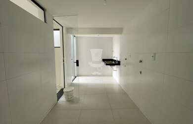 Imagem 12: Casa à venda em Barbacena com 3 dormitórios sendo 1 suíte na Chácara Ceolin