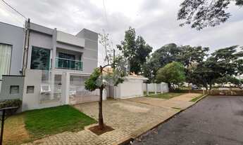 Imagem: Sobrado com 4 dormitórios à venda,266.87