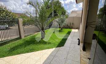 Imagem 6: Casa com 182,40 m e 360,00 m de terreno, localizada no Jardim Bressan