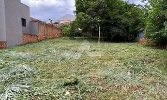 Imagem: Terreno com 405 m e frente de 15 metros