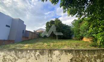 Imagem 3: Terreno com 405 m e frente de 15 metros localizado no Centro de Toledo