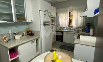 Imagem 7: Casa à Venda - Localizada no Centro - Com suíte e 3 quartos à venda