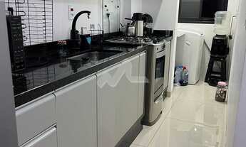 Imagem 2: Apartamento Semi Mobiliado - 02 Quartos - Cozinha Planejada - Sacada com churrasqueira