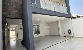 Imagem 2: Sobrado à venda, Tocantins, TOLEDO - PR