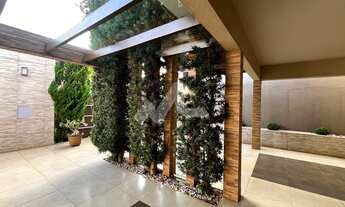 Imagem 4: Casa Localizada no Centro, suíte com closet e dois quartos, área de festas