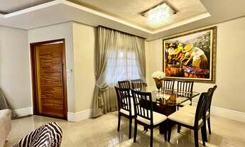 Imagem 6: Casa Localizada no Centro, suíte com closet e dois quartos, área de festas