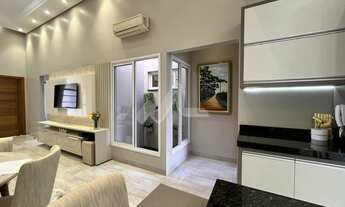 Imagem 2: Linda casa mobiliada para venda no Jardim Gisela, com uma suíte e mais dois quartos, área