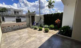 Imagem 6: Linda casa mobiliada para venda no Jardim Gisela, com uma suíte e mais dois quartos, área