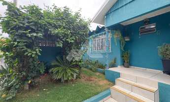 Imagem: Casa à venda, com três quartos - Vila