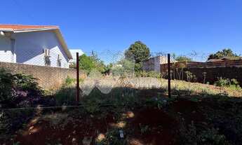 Imagem 2: Terreno Murado à Venda com 472,50m próximo à Av. Ministro Cirne Lima