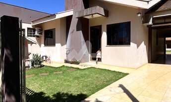 Imagem 4: Casa para locação e venda com 03 quartos e piscina, Vila Becker, TOLEDO - PR