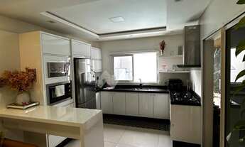 Imagem 6: Sobrado com 3 dormitórios para locação com piscina, Centro, TOLEDO - PR