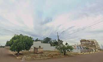 Imagem: Terreno à venda, de esquina, Vila Becker
