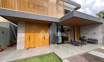 Imagem: Sobrado com 3 suíte e piscina aquecida