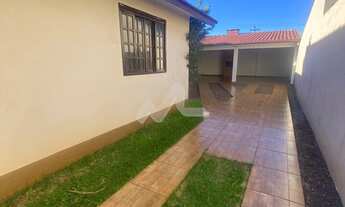 Imagem 2: Casa à venda, Jardim Gisela, com 3 quartos e edícula, sobra grande de terreno