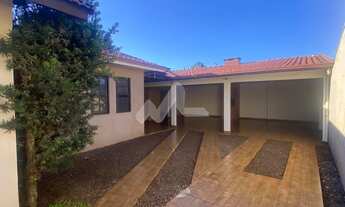 Imagem 4: Casa à venda, Jardim Gisela, com 3 quartos e edícula, sobra grande de terreno