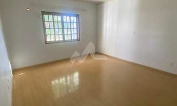 Imagem 4: Casa para venda no Jardim Porto Alegre, com 3 quartos, garagem para 2 veículos, sobra de