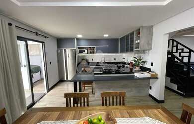 Imagem 4: Lindo sobrado para venda na Vila Industrial, com uma suíte e mais dois quartos, sala, cozi