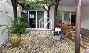 Imagem 6: EXCELENTE SOBRADO, 03 QUARTOS, 01 SUITE, AMPLO TERRENO FUNDOS, CENTRO, MEDIANEIR