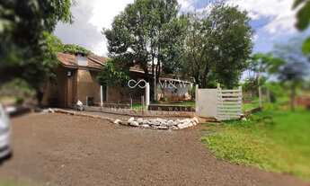 Imagem: CHACARA COM CASA E BARRACAO, AREA TODA CERCADA