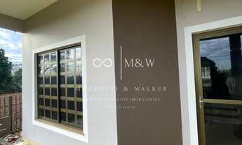 Imagem 2: ALUGA CASA COM 1 SUITE E 2 QUARTOS, PISCINA, AVENIDA 24 DE OUTUBRO MEDIANEIRA - PR