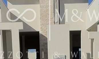 Imagem: CASA NOVA, PE DIREITO ALTO, DETALHES EM