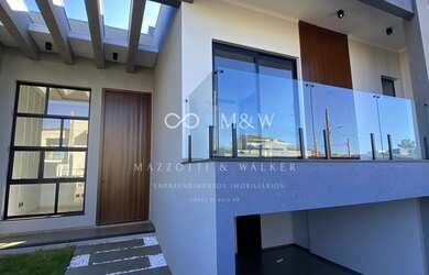 Imagem 2: CASA NOVA, EXCELENTE PADRAO DE ACABAMENTO, LOT. PUERARI, CONDÁ, MEDIANEIRA - PR