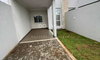 Imagem: CASA NOVA, PE DIREITO ALTO, DETALHES EM