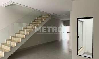 Imagem 2: Casa, Bairro Jardim Vitória, 03 quartos sendo 01 suíte, com closet