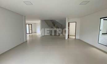 Imagem: Venda, casa com 247m2, São 2 pavimentos