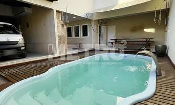 Imagem 3: Casa à venda no bairro Km2 com 4 suítes, uma com closet, hidro, PETROLINA - PE