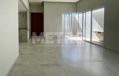 Imagem 3: Casa à venda no Buona Vita com 3 quartos, sendo 2 suítes, gourmet, PETROLINA