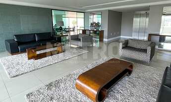 Imagem 2: Cobertura de Alto Padrão à venda na Orla Vista panorâmica da cidade, 4 suítes