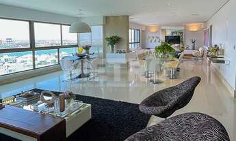 Imagem 3: Cobertura de Alto Padrão à venda na Orla Vista panorâmica da cidade, 4 suítes