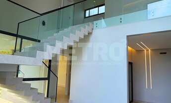 Imagem 3: Casa à venda no Alphaville, 4 suítes, closet, Gourmet, piscina, Petrolina-PE