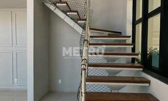 Imagem 4: Casa 04 quartos, sendo todos suítes, 03 com closet, 02 com banheira