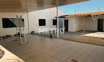 Imagem 5: Casa Caminho do Sol, Três quartos, sendo dois suítes, uma com closet